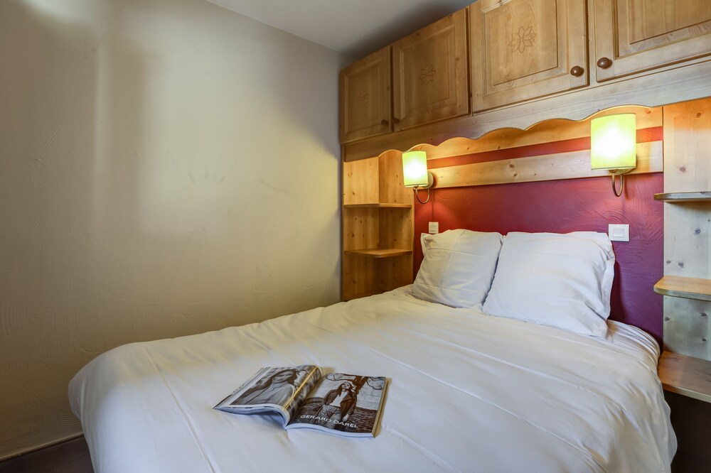 Standard Apartment, 2 Bedrooms - Guestroom