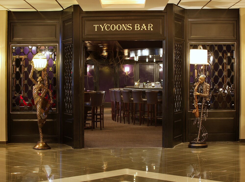 Hotel Bar