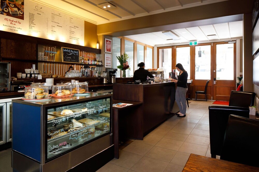 Coffee Shop