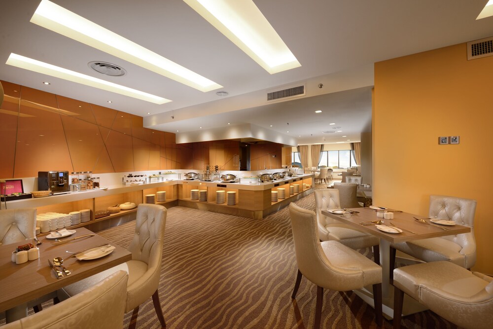 Hotel Lounge
