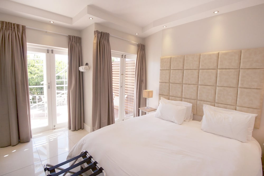 Classic Room - Featured Image