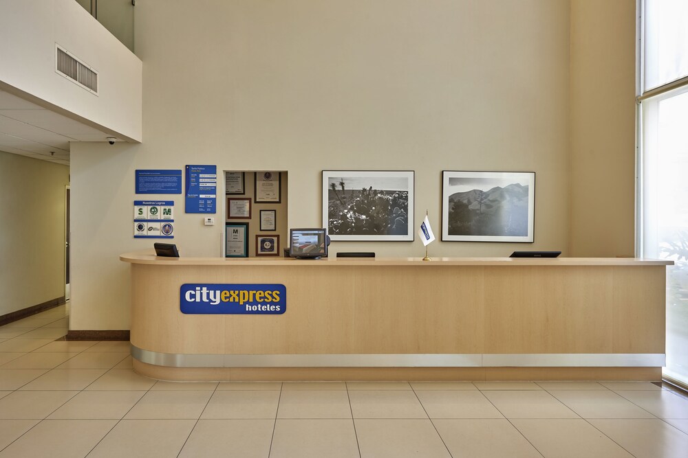 Check-in/Check-out Kiosk