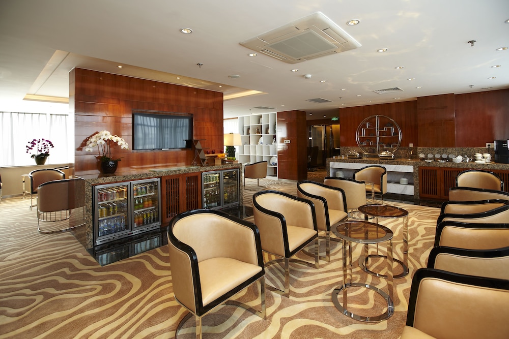 Hotel Lounge