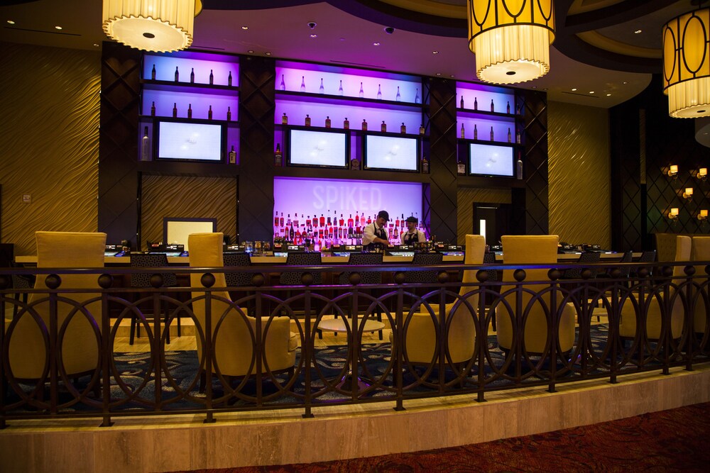 Hotel Lounge