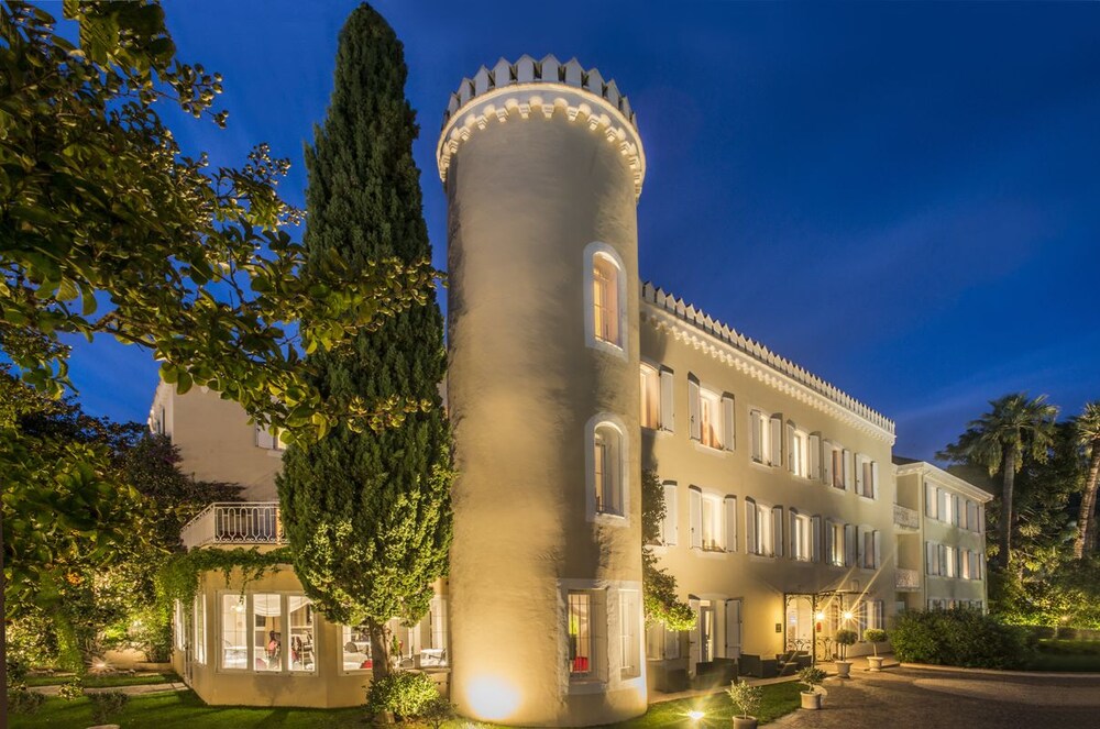 Hotel Front - Evening/Night