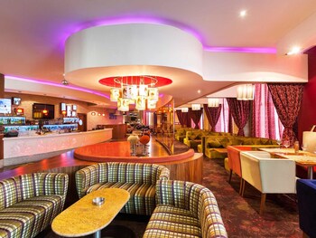 Hotel Bar