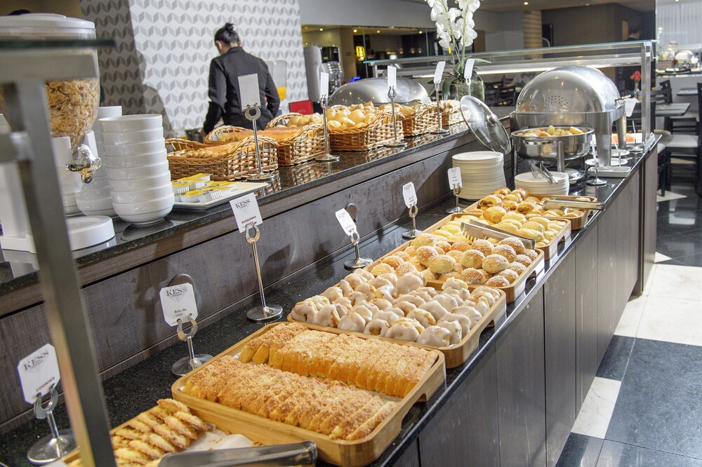 Food Court