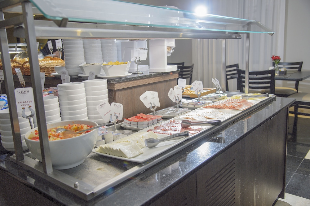 Food Court