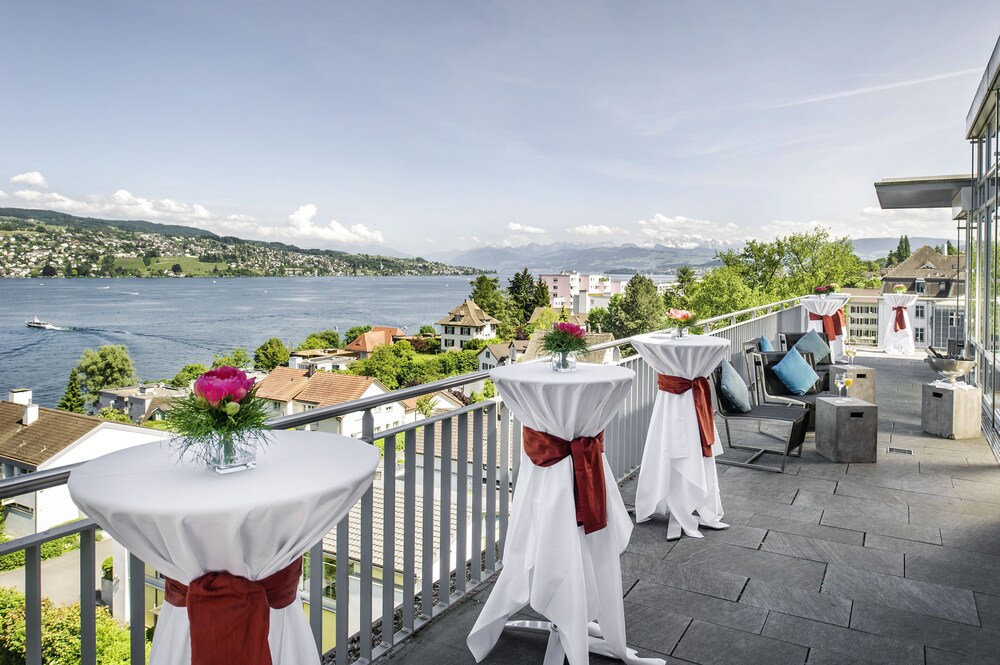 Outdoor Banquet Area