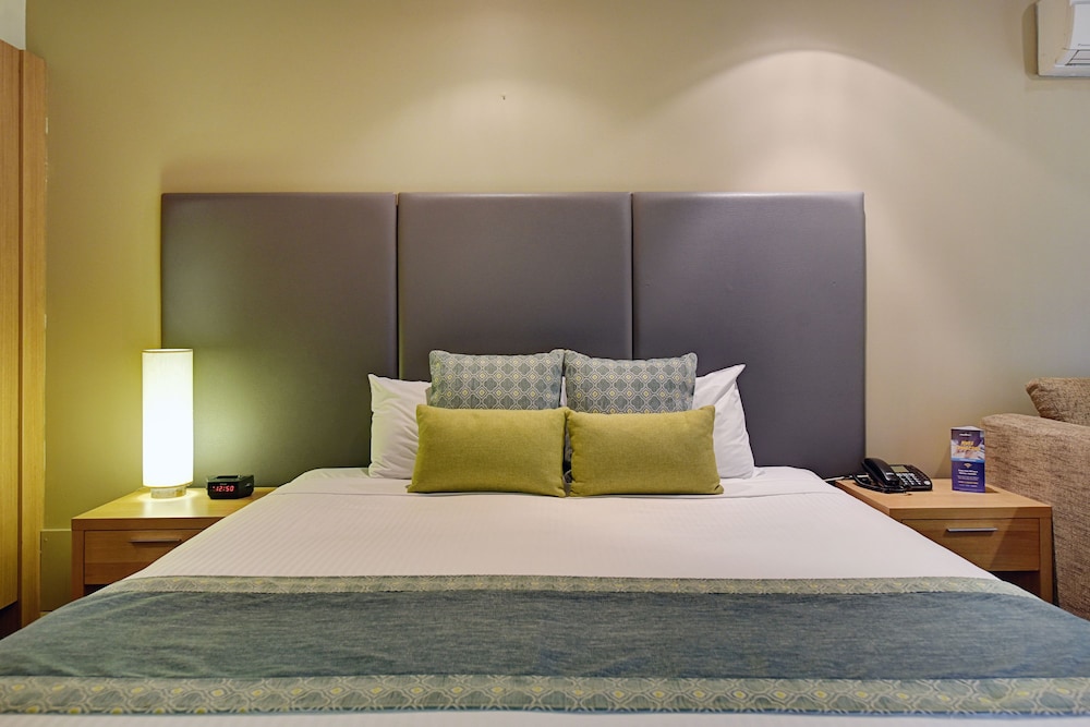 Standard Room, 1 King Bed - Guestroom