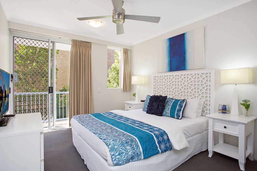 Deluxe Apartment, 2 Bedrooms - Guestroom