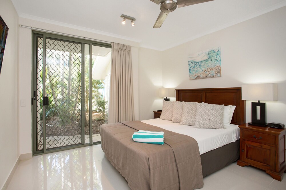 Deluxe Apartment, 2 Bedrooms - Guestroom