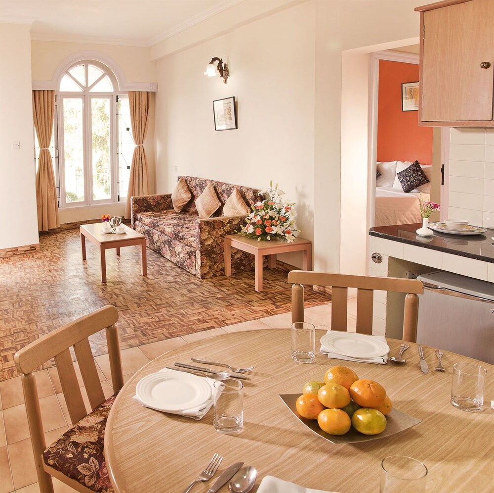 Room Service - Dining