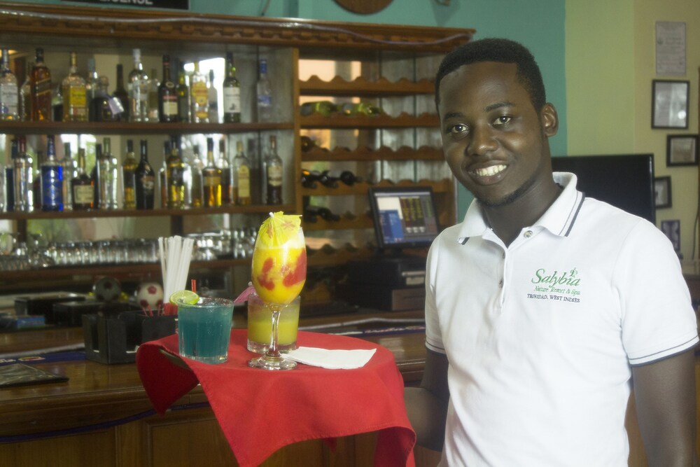 Hotel Bar
