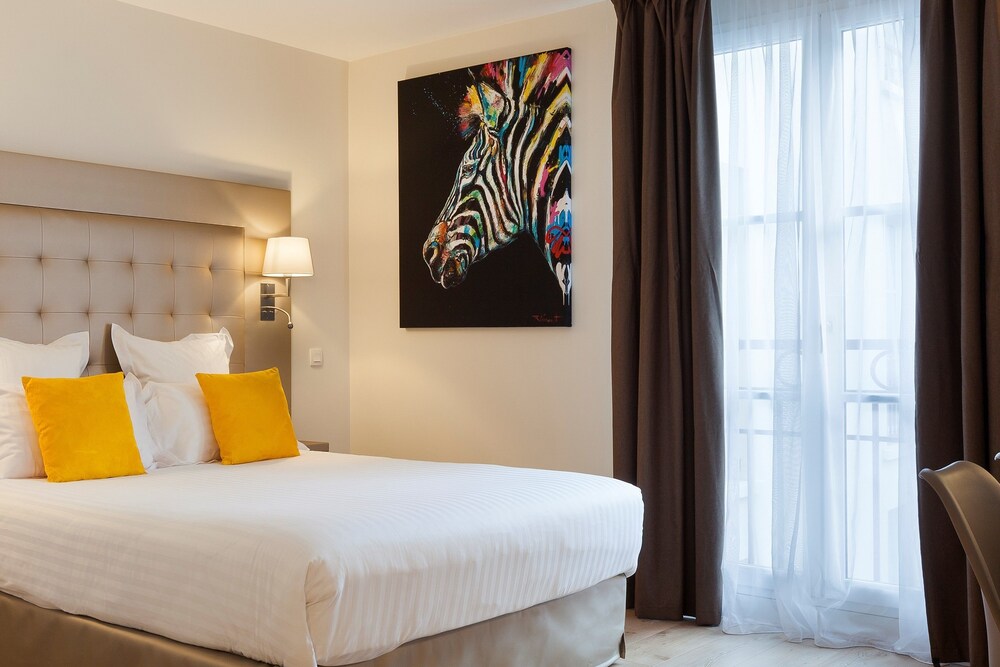 Standard Room, 1 Queen Bed, Non Smoking - Featured Image