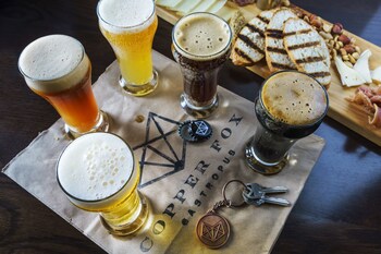 Hotel Bar