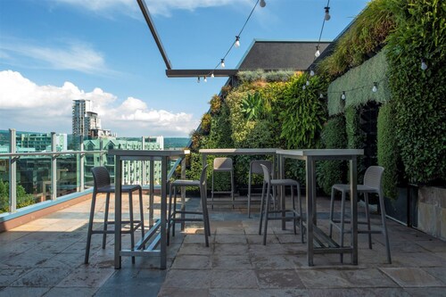 Majestic Roof Garden Hotel