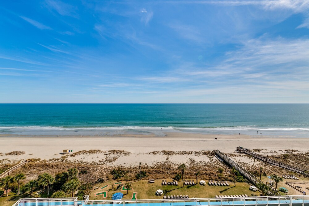 Beach/Ocean View