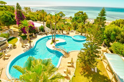 Hotel Sol Azur Beach