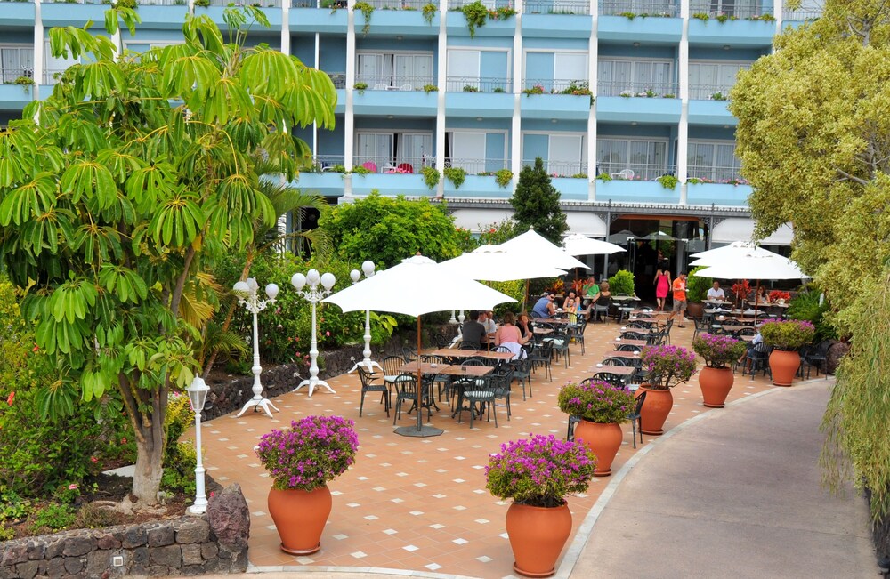 Hotel Bar