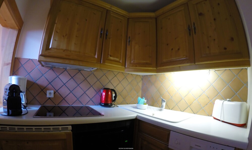Suite, 3 Bedrooms - In-Room Kitchenette