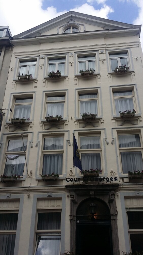 Hotel Front