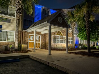 Hotel Front - Evening/Night