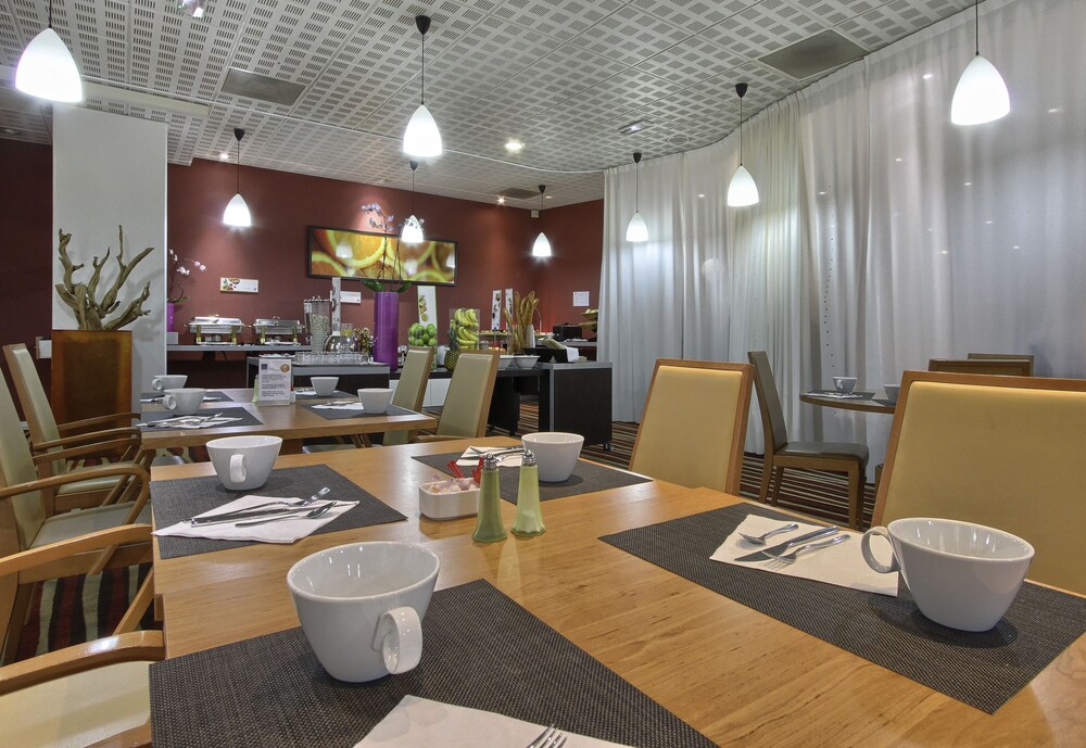 Breakfast area, Novotel Paris 13 Porte d'Italie