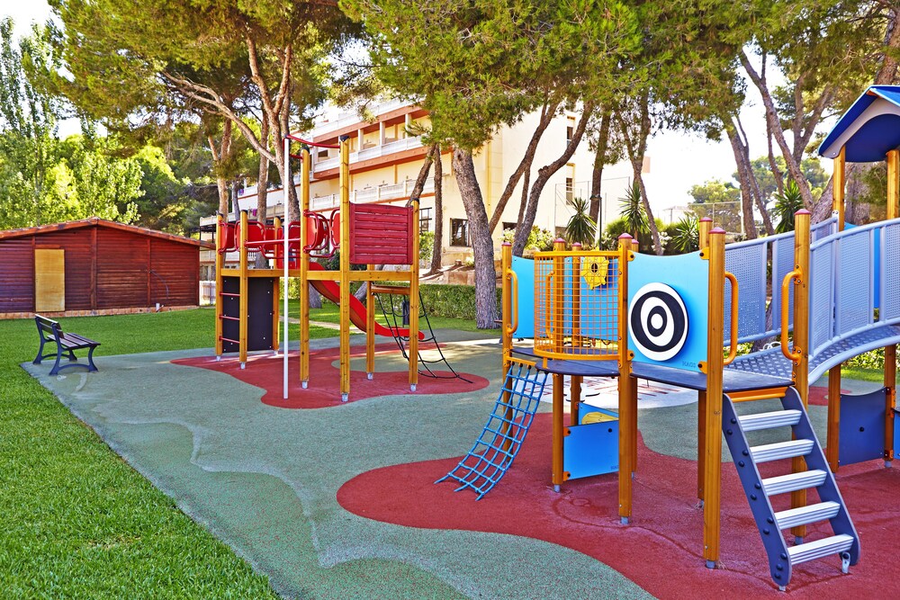 Childrens Play Area - Outdoor