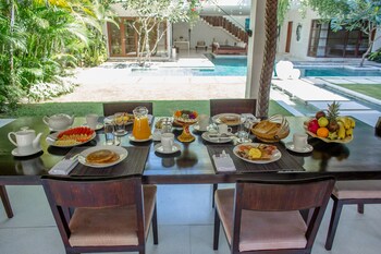 Room Service - Dining