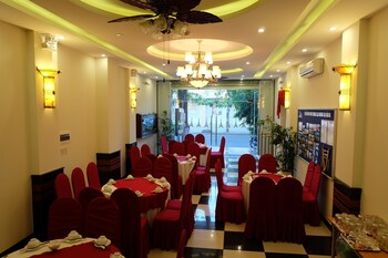 Food Court