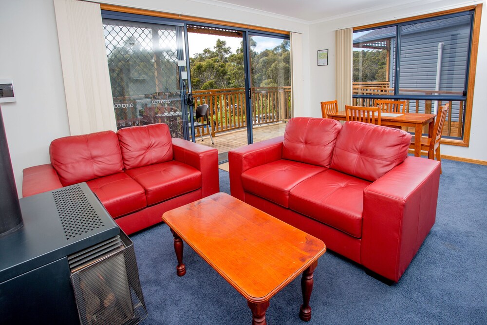 Deluxe Cabin - Living Area