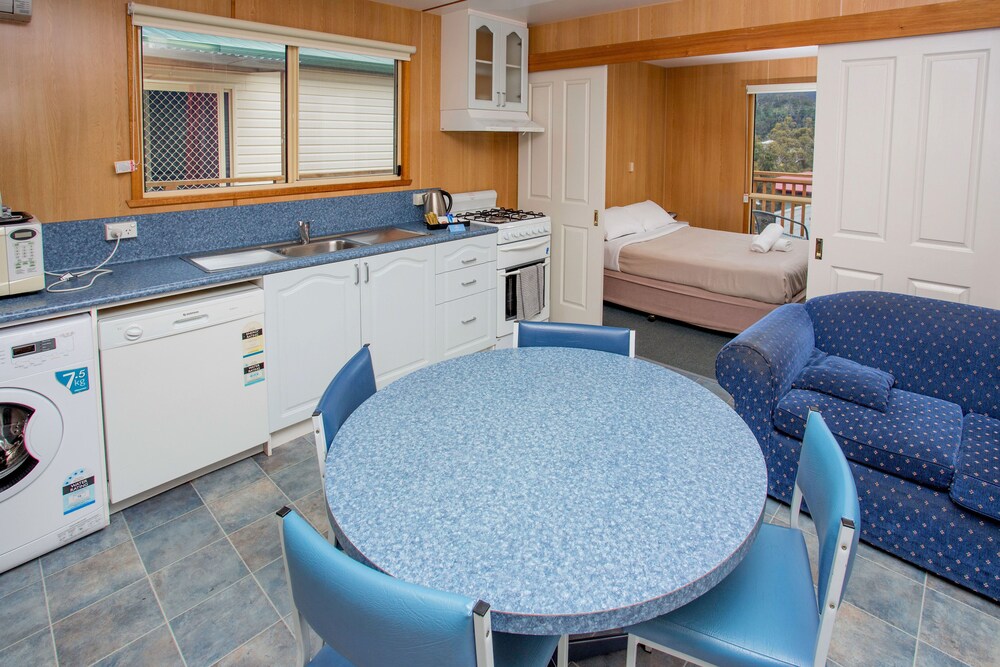 Superior Cottage, 2 Bedrooms - In-Room Kitchen