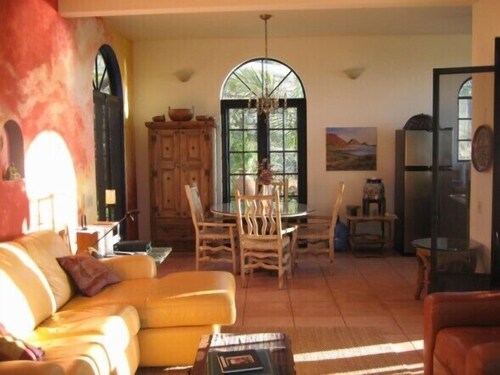 Colina Two Bedroom House - Guestroom