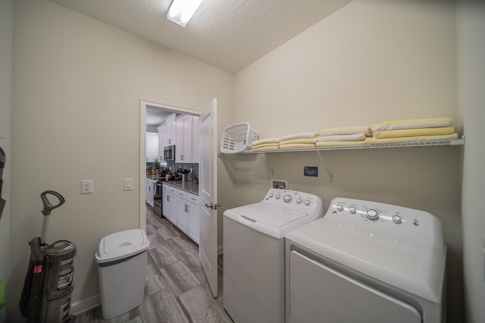 Premium House, 5 Bedrooms, Private Pool - Guestroom