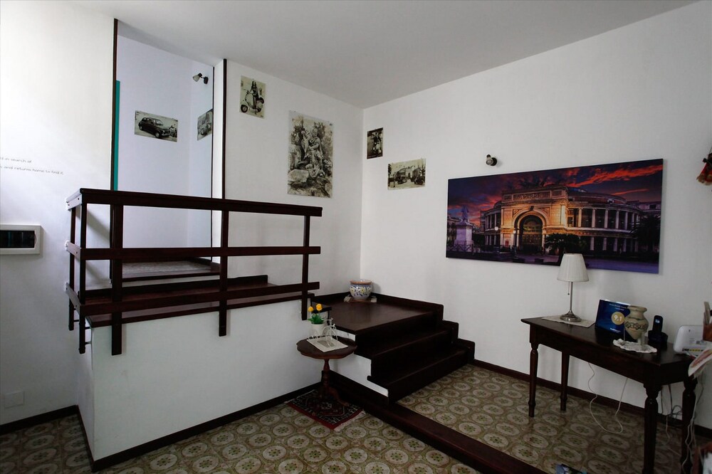 Hall