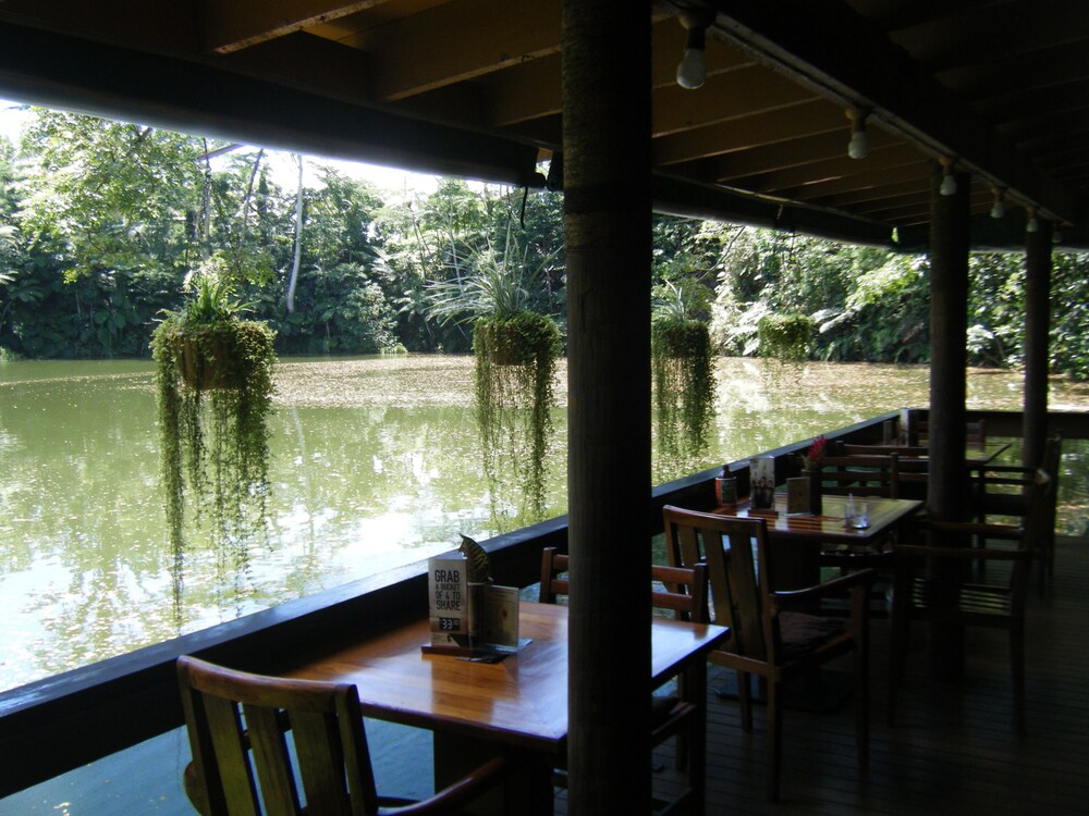 Family Dining
