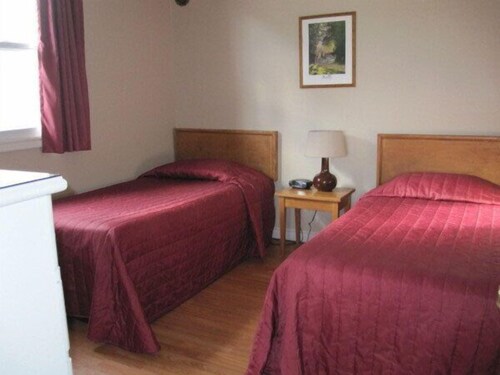 Cottage, 2 Bedrooms - Guestroom