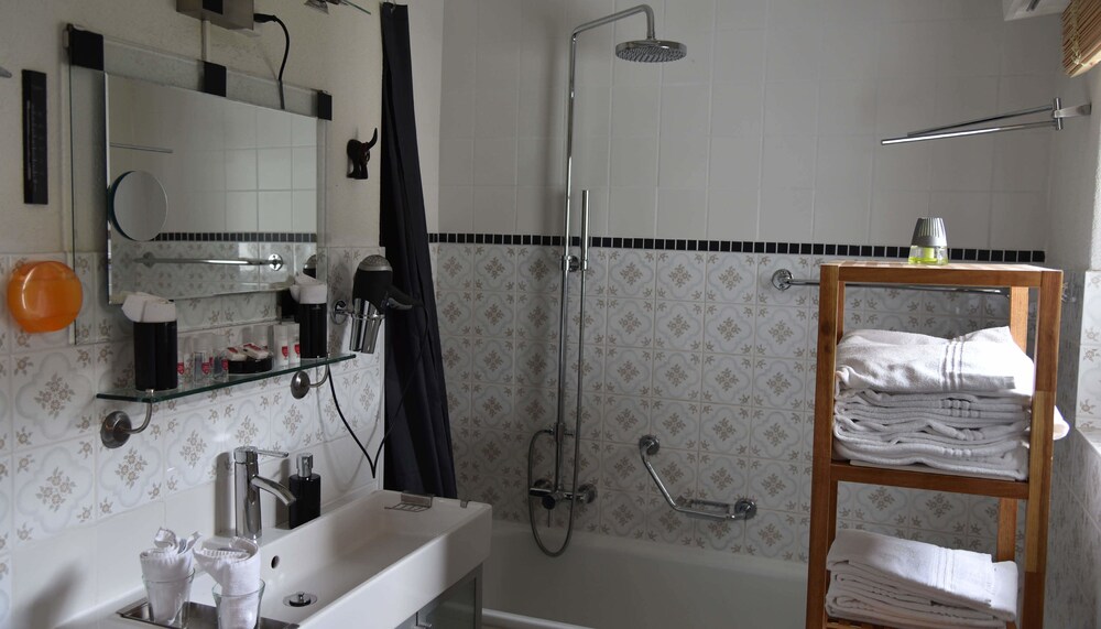 욕실 (아파트, 침실 1개 (Sunnhüsli 2, cleaning 150 CHF p. stay))