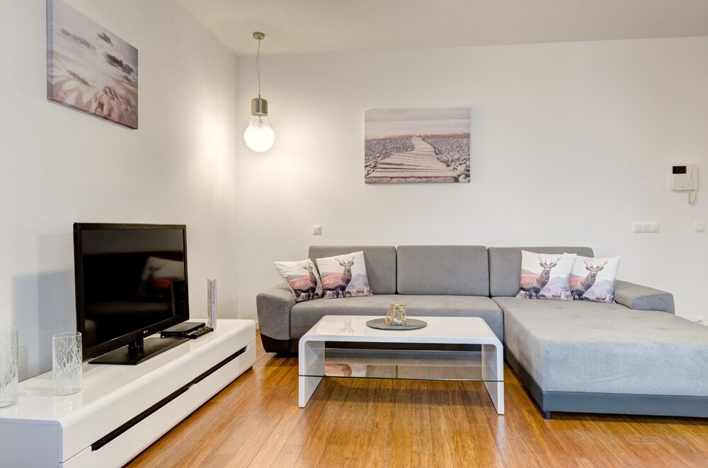 거실 공간 (디럭스 아파트, 침실 1개, 테라스 (2 adults living room))