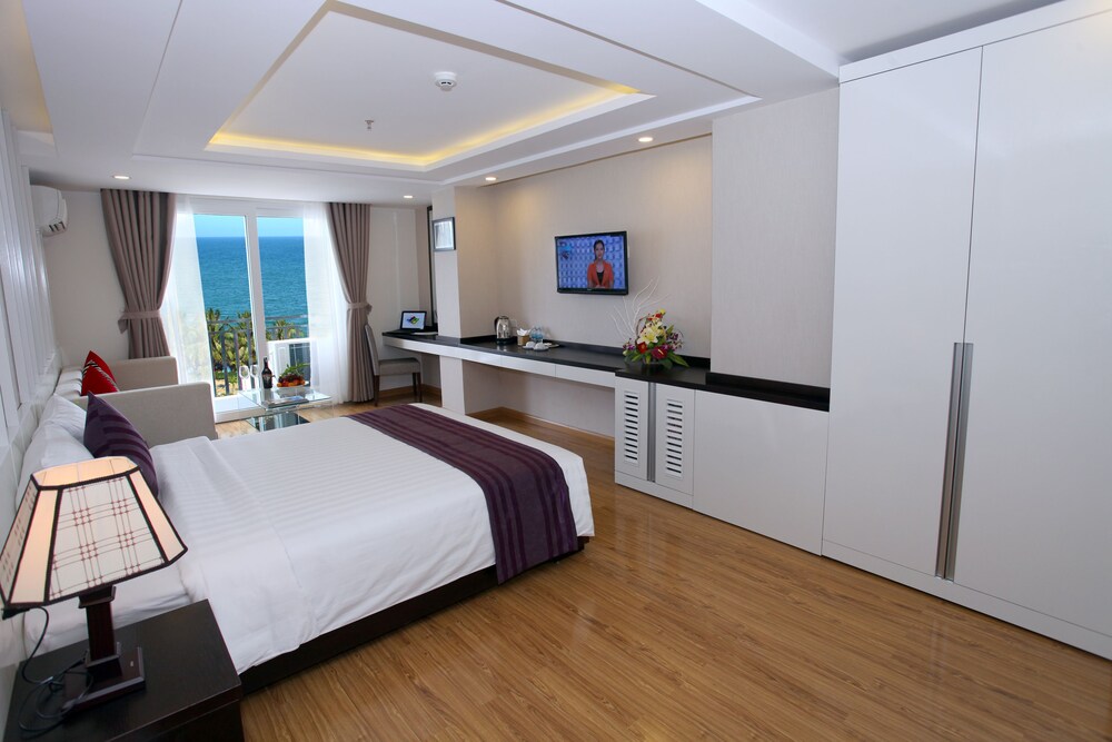 Hotel Front