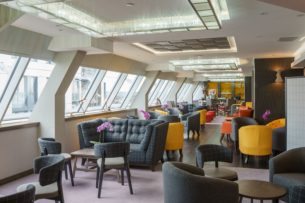 Hotel Lounge