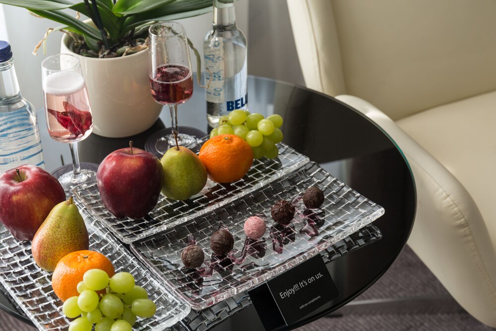 Room Service - Dining
