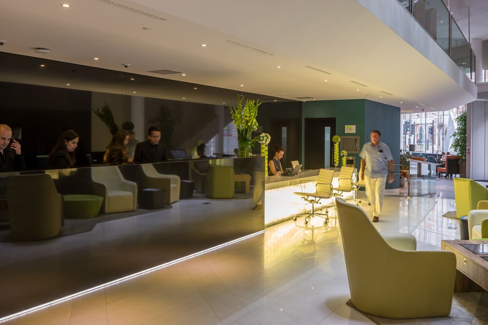 Hotel Bar