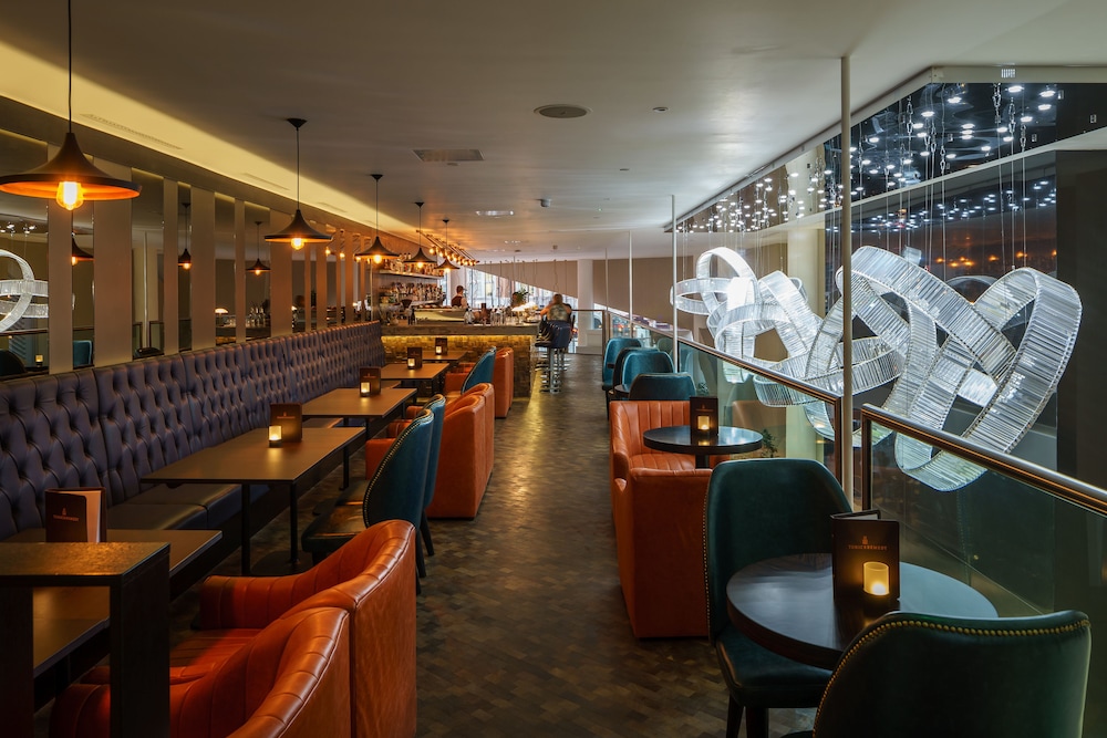 Hotel Lounge