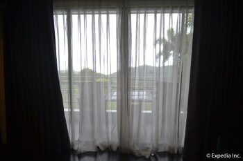 Guestroom View