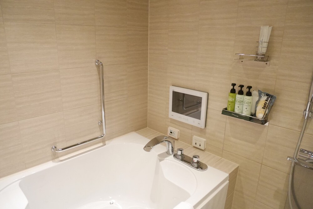 Jetted Tub