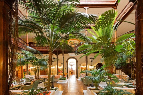 Hotel Monopol