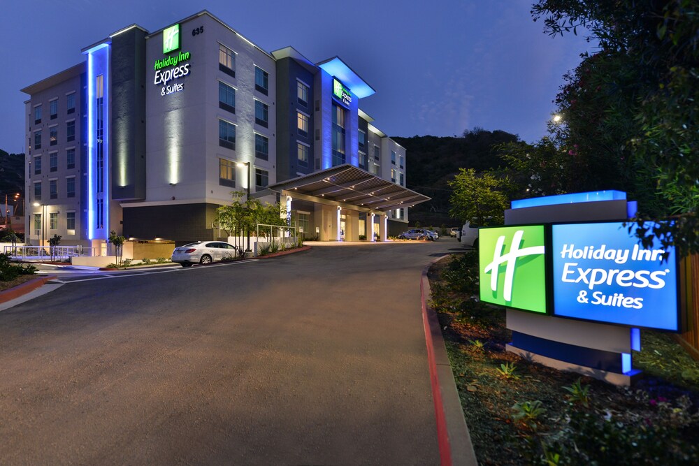 Hotel Front - Evening/Night