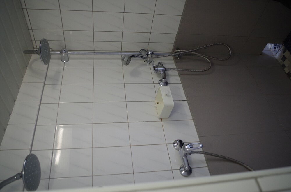 Dusche im Bad